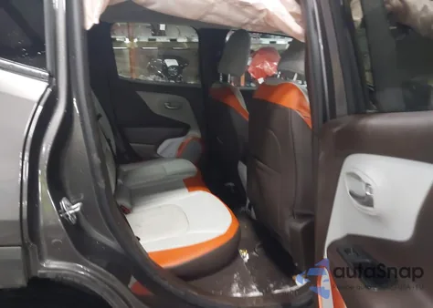 2017 Jeep Renegade Limited 4X4 from USA, damaged, VIN ZACCJBDB8HPF71761